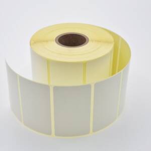 Etiquettes thermiques vierges 58x43 mm diamètre mandrin 25 mm. 750 étiquettes par rouleau. Compatible avec les imprimantes thermiques .